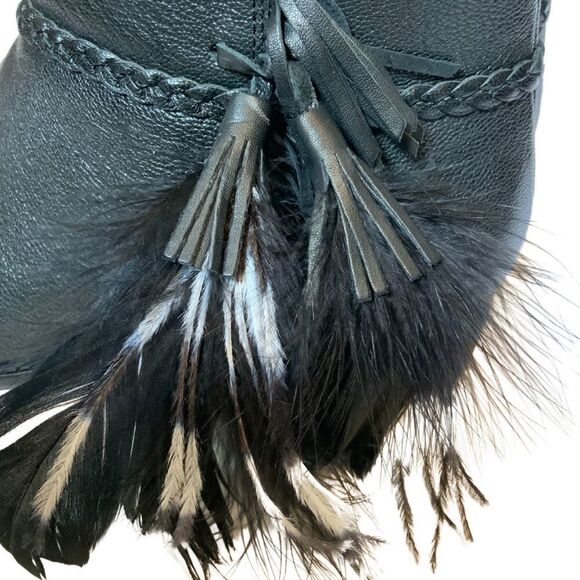 Gianni Bini Rorrie Black Leather Feather Zip Ankle Booties 8.5 - Picture 13 of 13